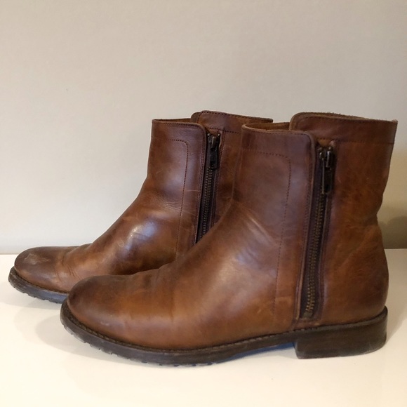 frye boots with zipper